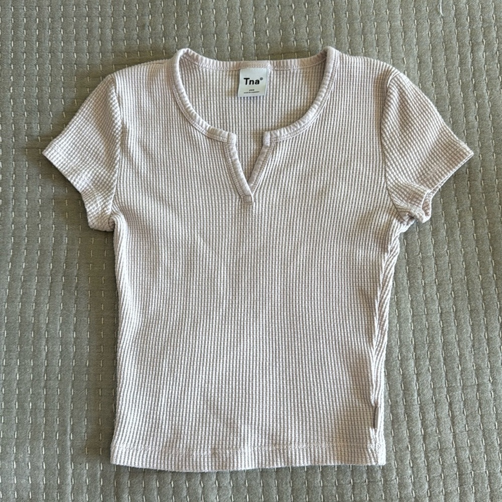 TNA aritzia waffle cropped baby tee